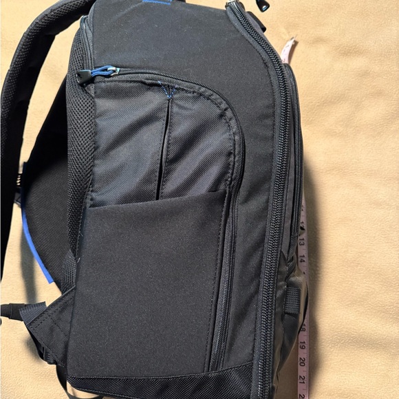 Think Tank Camera Back Pack - Picture 9 of 11